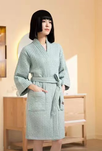 Unisex 100% Pure Long-Staple Cotton Luxury Bathrobe - Elegant Classic Waffle Robe Range