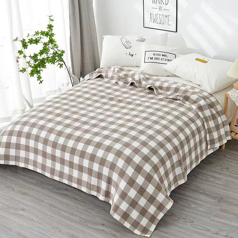 Elegant Classic style Checks Range Blanket