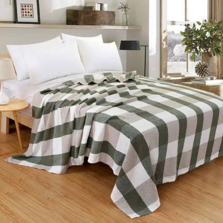 Elegant Classic Style Large Lattice Range Blanket