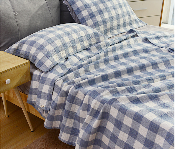 Elegant Classic style Checks Range Blanket